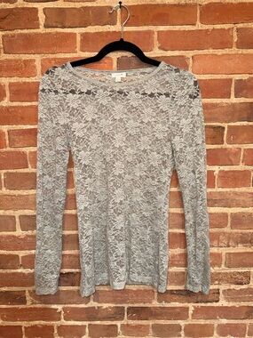 Grace Light Gray Floral Lace Long-Sleeve Top